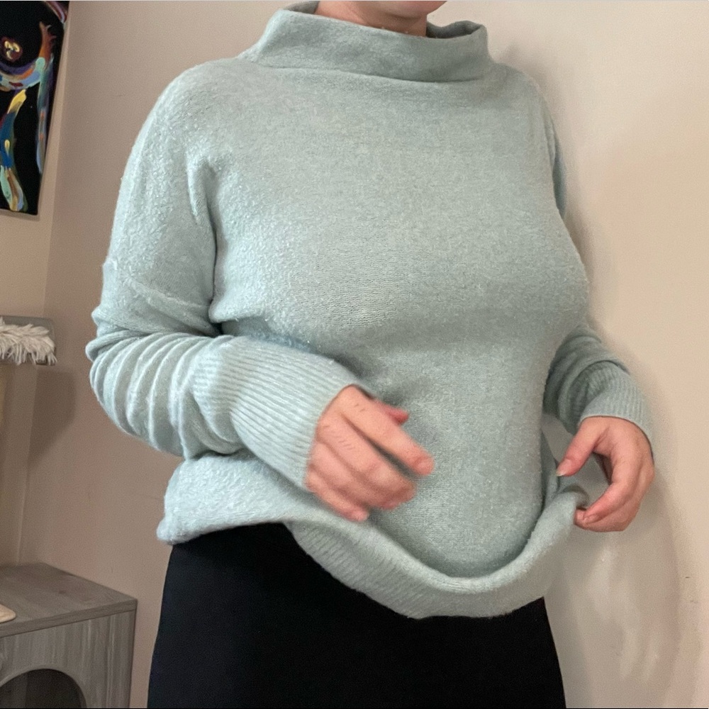 Blue Ann Taylor Turtle Neck